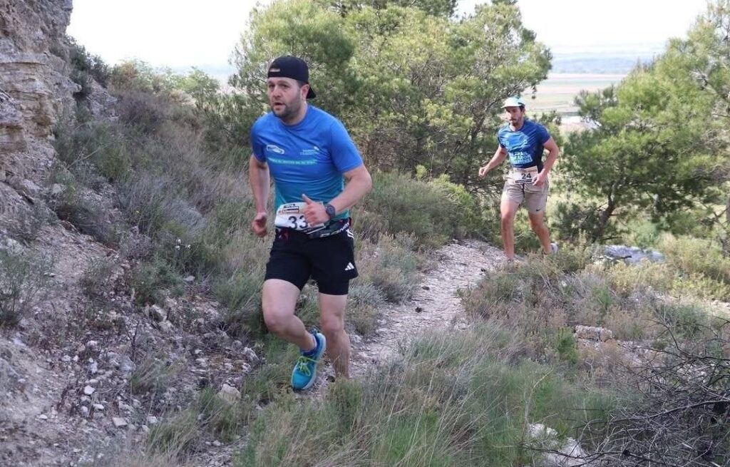 El Trail Mirador de las Bardenas deja 10K más de Cristian Pascual para Kilómetros por Sonrisas