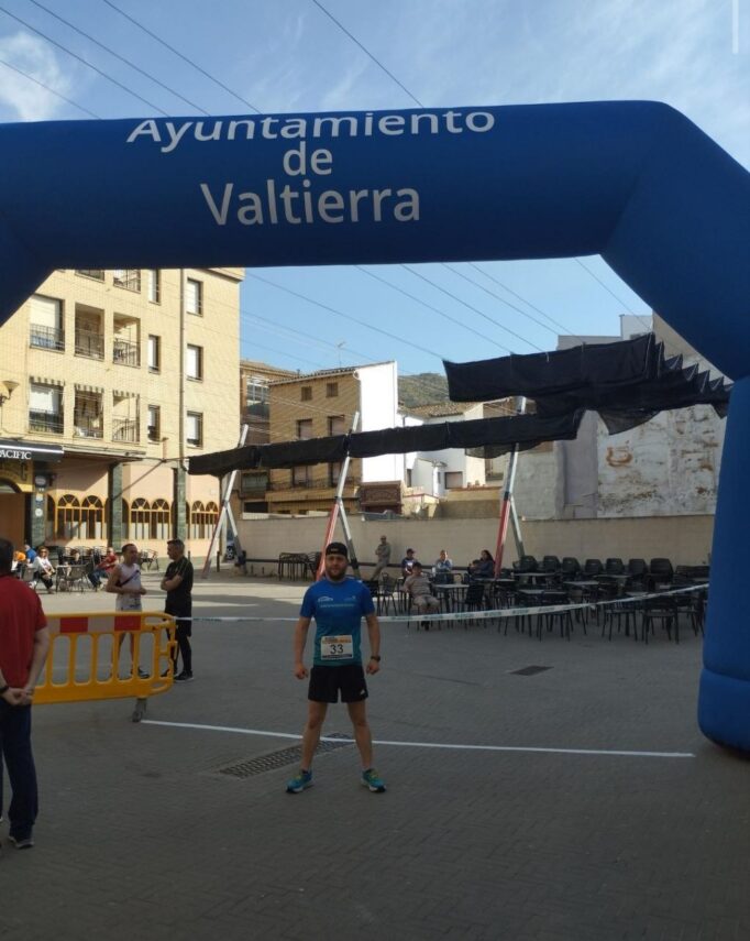 El Trail Mirador de las Bardenas deja 10K más de Cristian Pascual para Kilómetros por Sonrisas