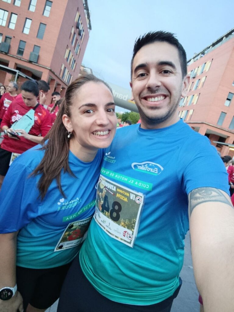 Marcos y Marta suman 20 kilómetros nocturnos para Kilómetros por Sonrisas en la IV Nocturna de Azuqueca