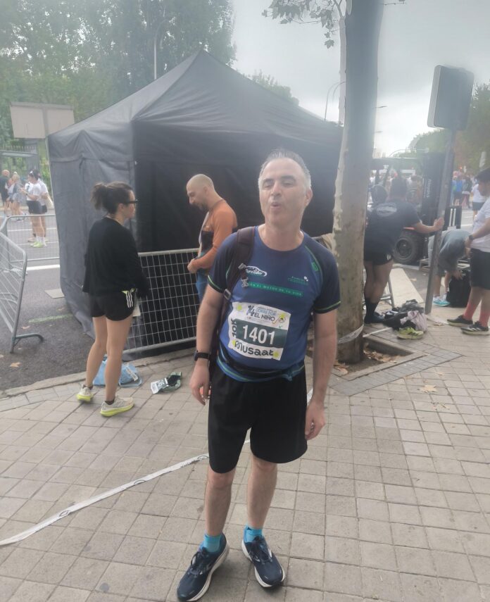 Un dorsal para dos causas: Rubén García lleva Kilómetros por Sonrisas a la marea solidaria de Corre por el Niño