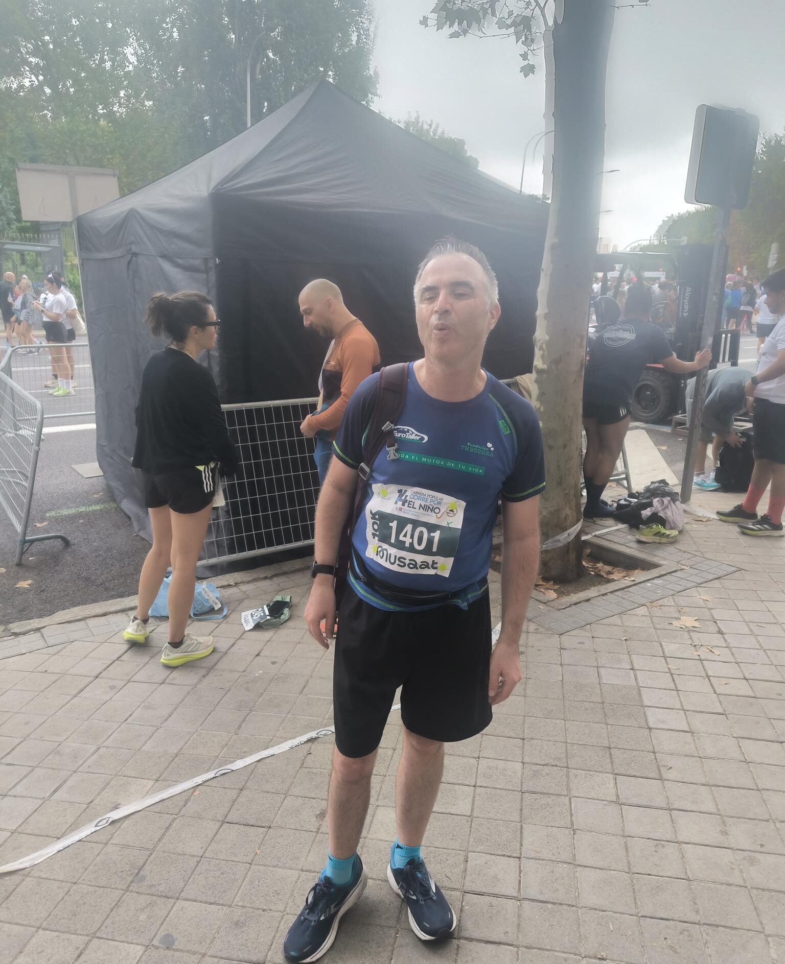 Un dorsal para dos causas: Rubén García lleva Kilómetros por Sonrisas a la marea solidaria de Corre por el Niño